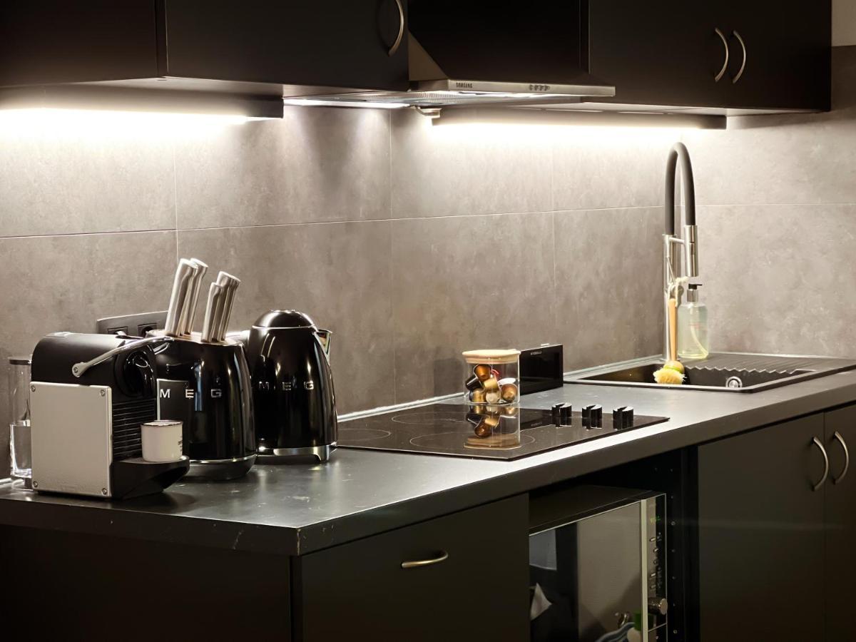 Astrid Apartment Spa Luaran gambar